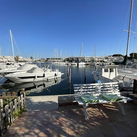 Marina 3 Pieces Port Camargue Pc720-013 شقة